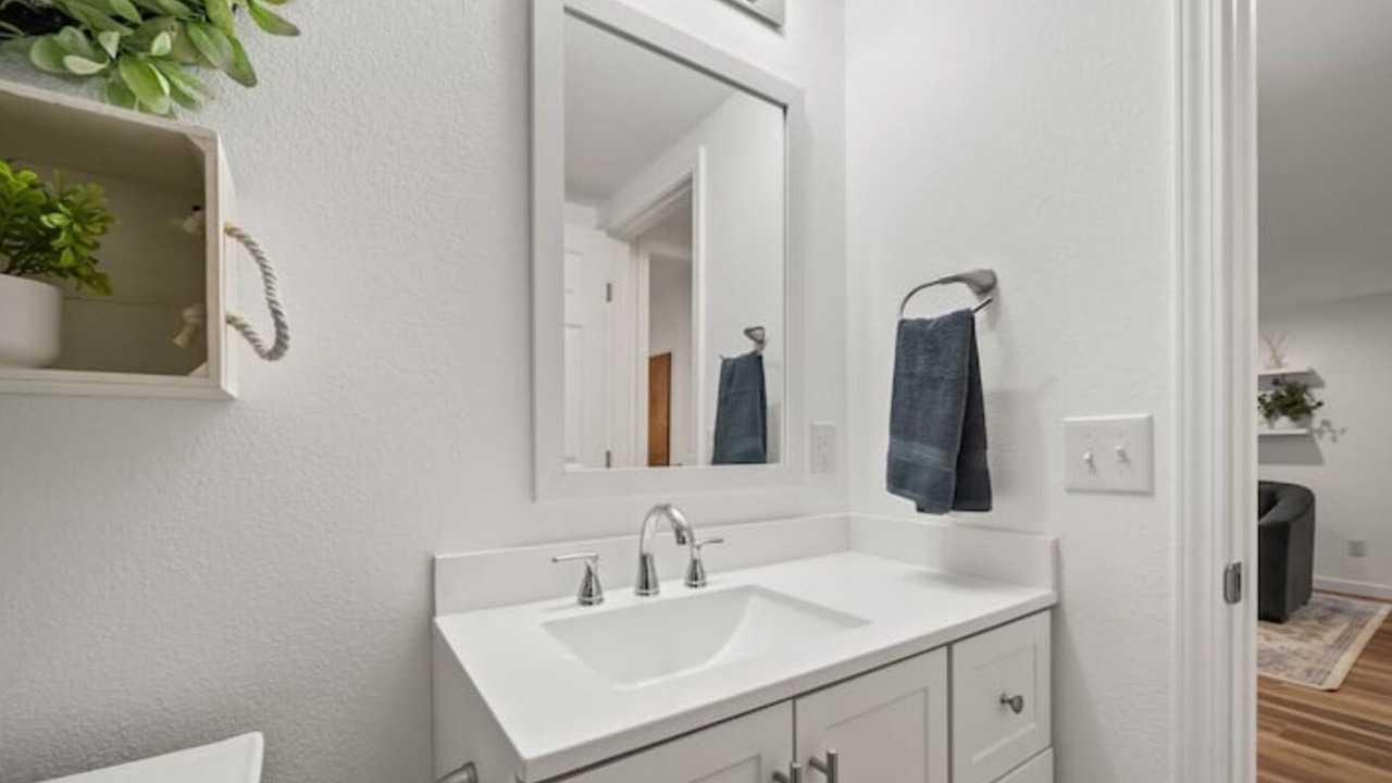 Photo of Bathroom in University Area