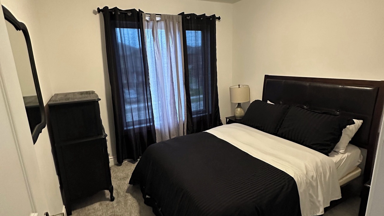Photo of Bedroom in Wasaga Beach