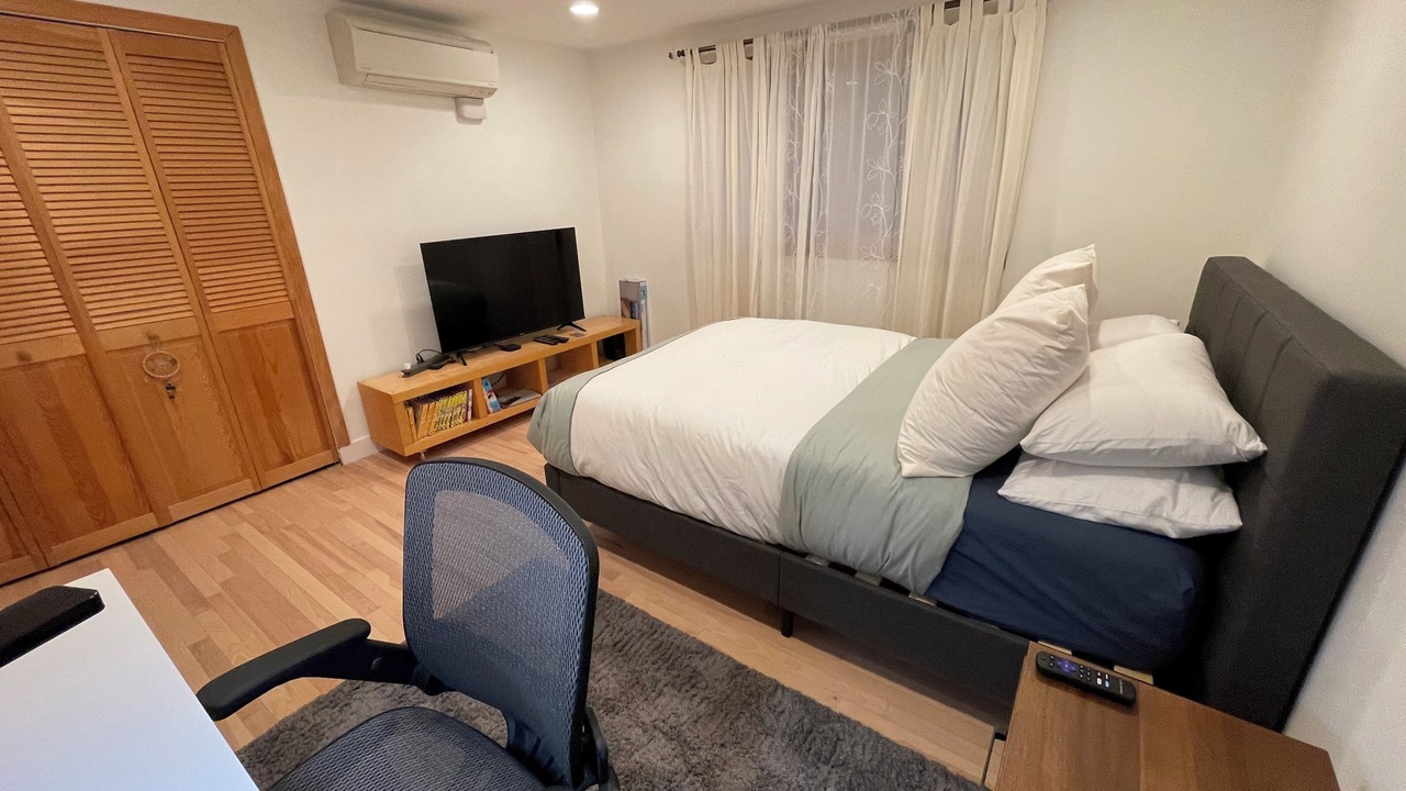 Photo of Bedroom in Agoura Hills