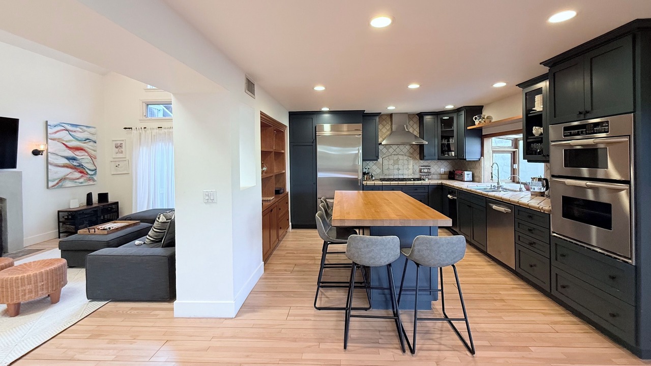 Photo of Kitchen in Agoura Hills