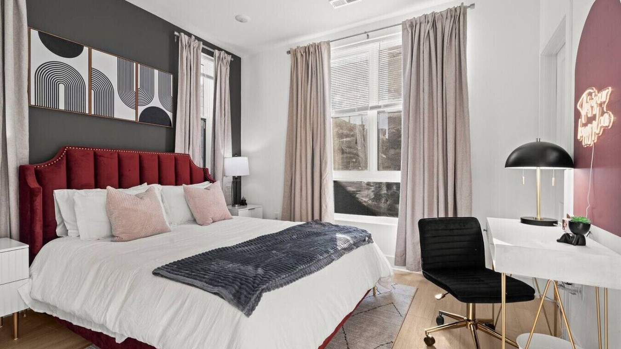 Photo of Others in Mantua