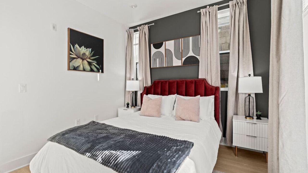 Photo of Others in Mantua