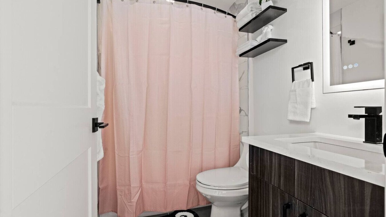 Photo of Bathroom in Mantua