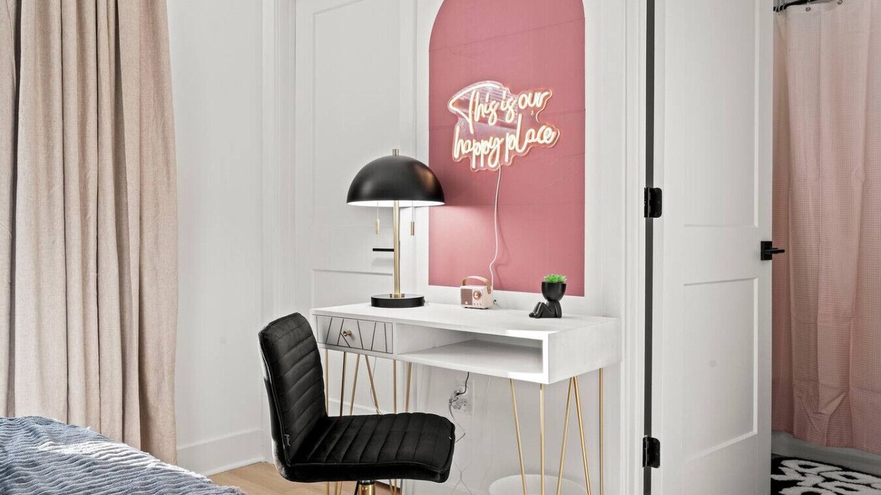 Photo of Others in Mantua