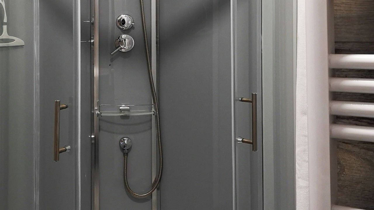 Photo of Bathroom in Saint-Julien-en-Saint-Alban