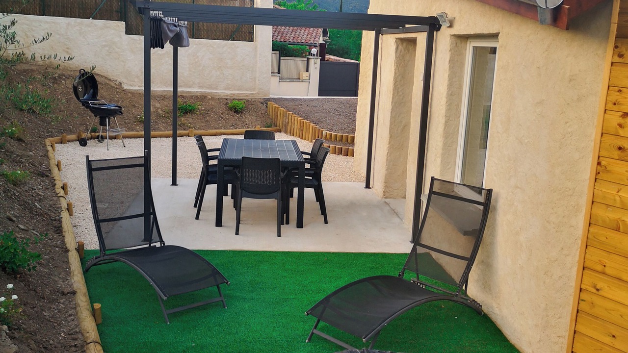 Photo of Outdoor in Saint-Julien-en-Saint-Alban