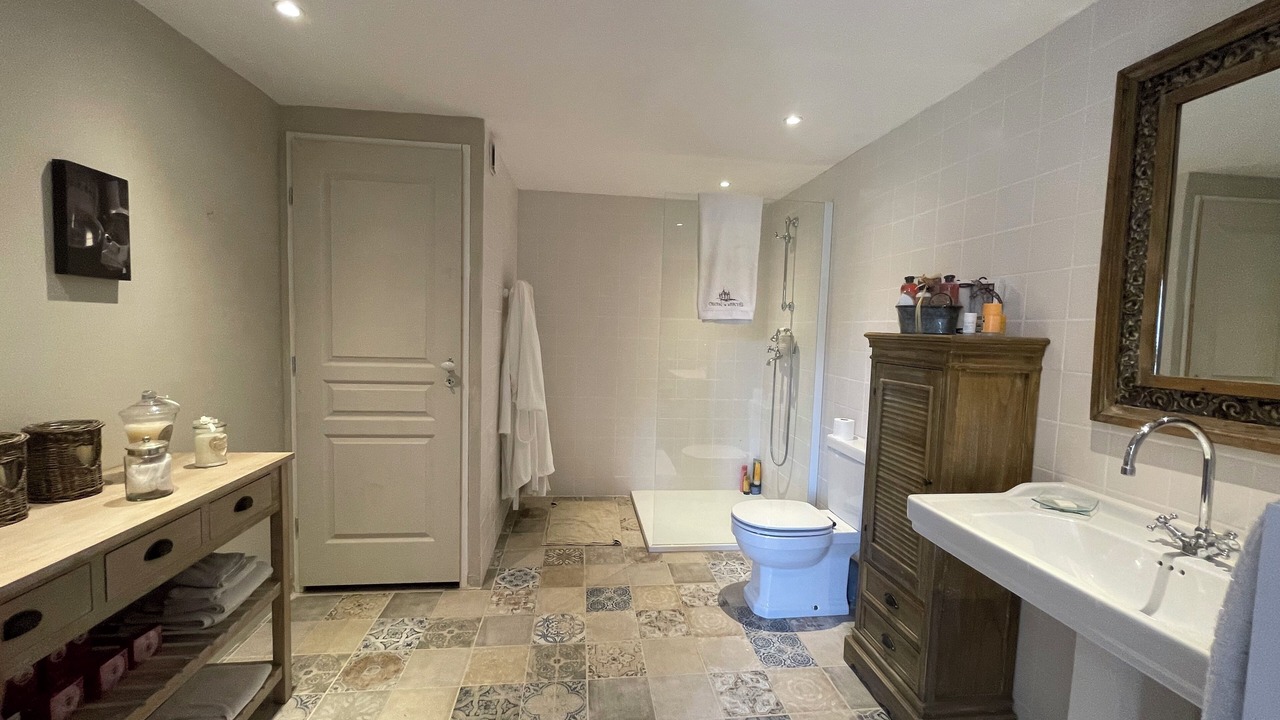 Photo of Bathroom in Barjac