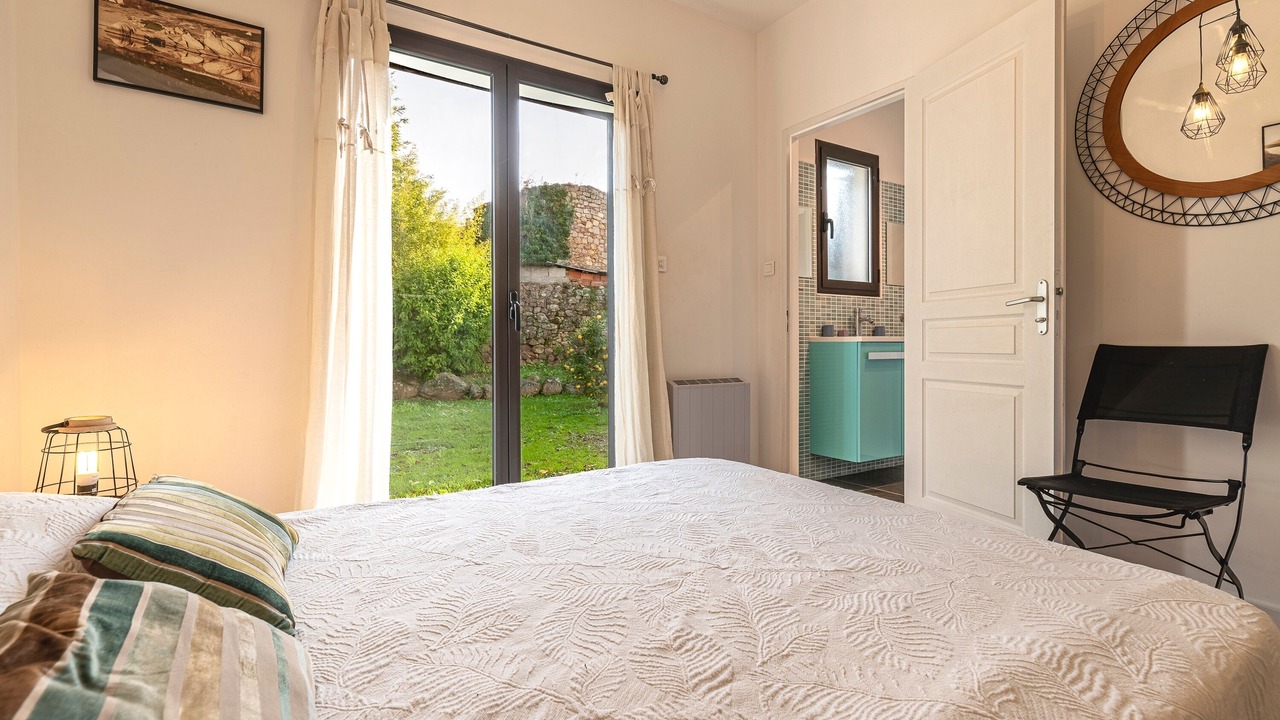 Photo of Bedroom in Cauro