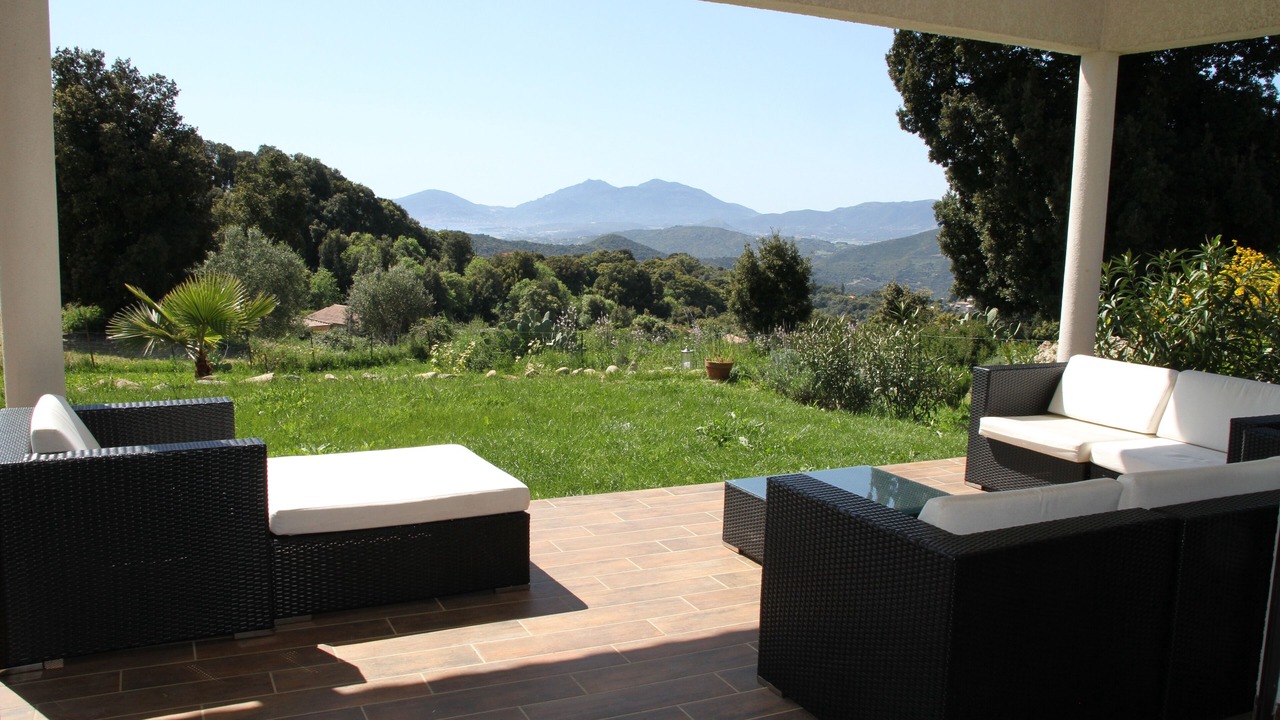 Photo of Patio Balcony in Cauro