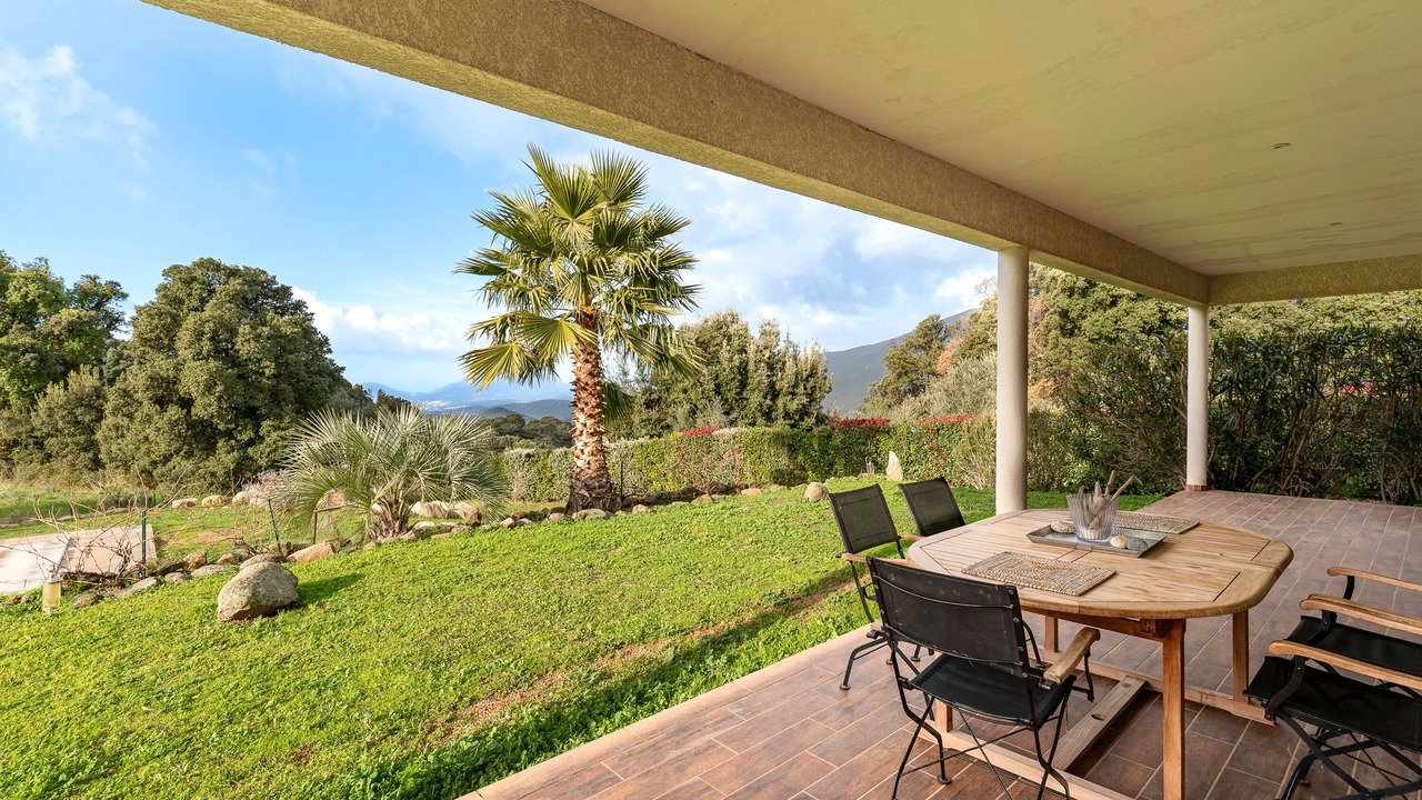 Photo of Outdoor in Cauro