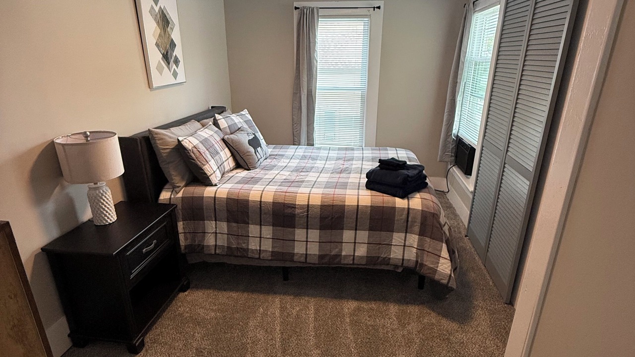 Photo of Bedroom in Cortland