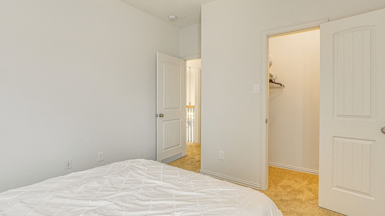 Photo of Bedroom in Baytown