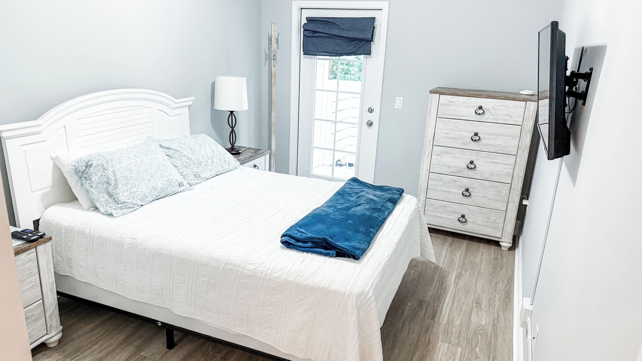 Photo of Bedroom in Clipper Cove