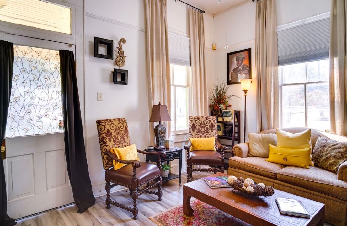 Photo of Livingroom in Opelousas