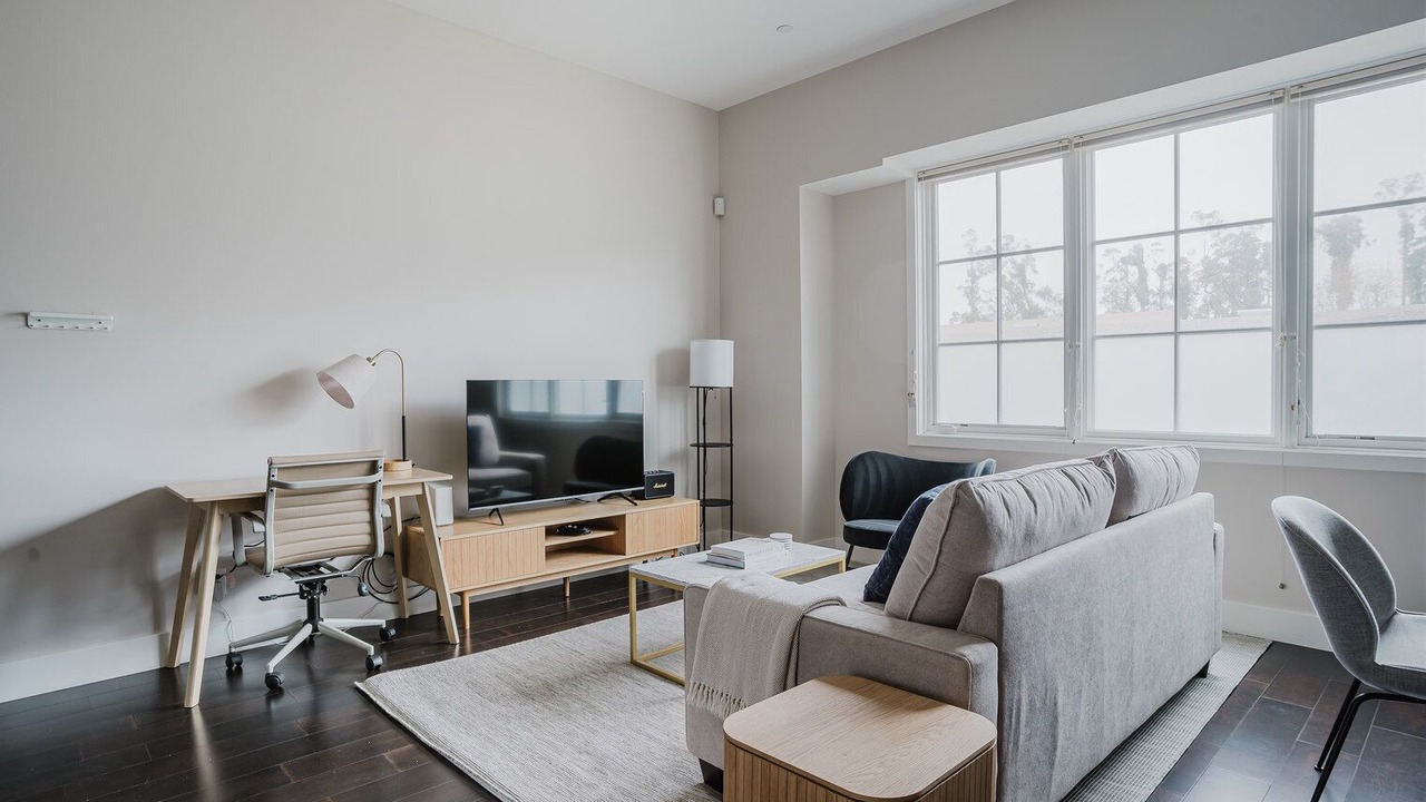 Photo of Livingroom in Downtown Burlingame