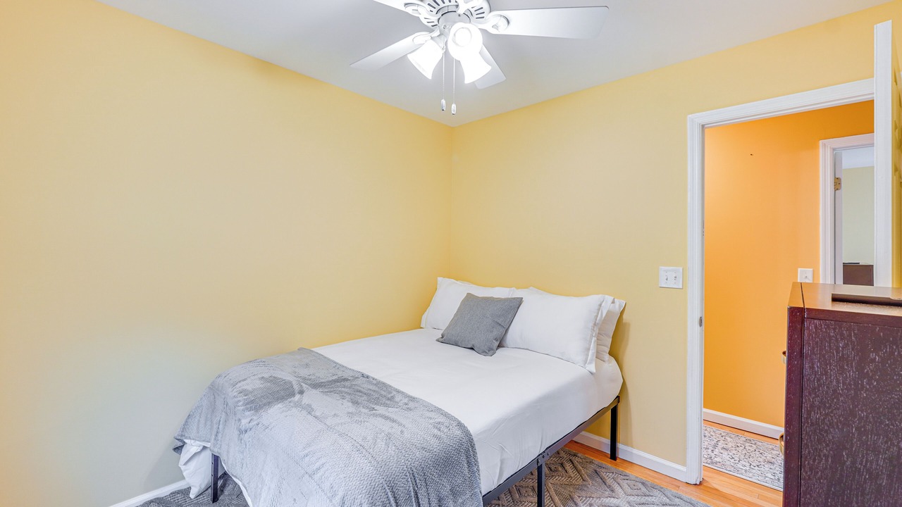 Photo of Bedroom in Balmville