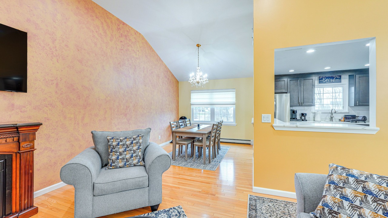 Photo of Livingroom in Balmville