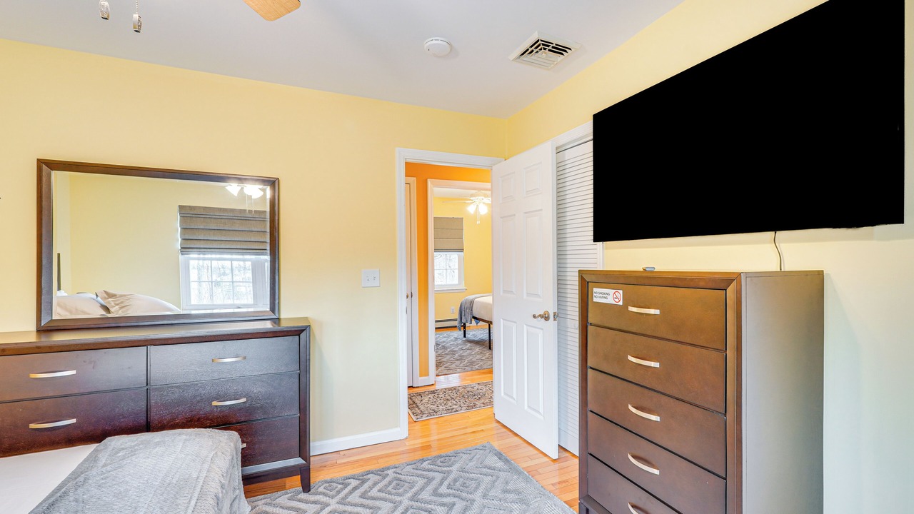 Photo of Bedroom in Balmville