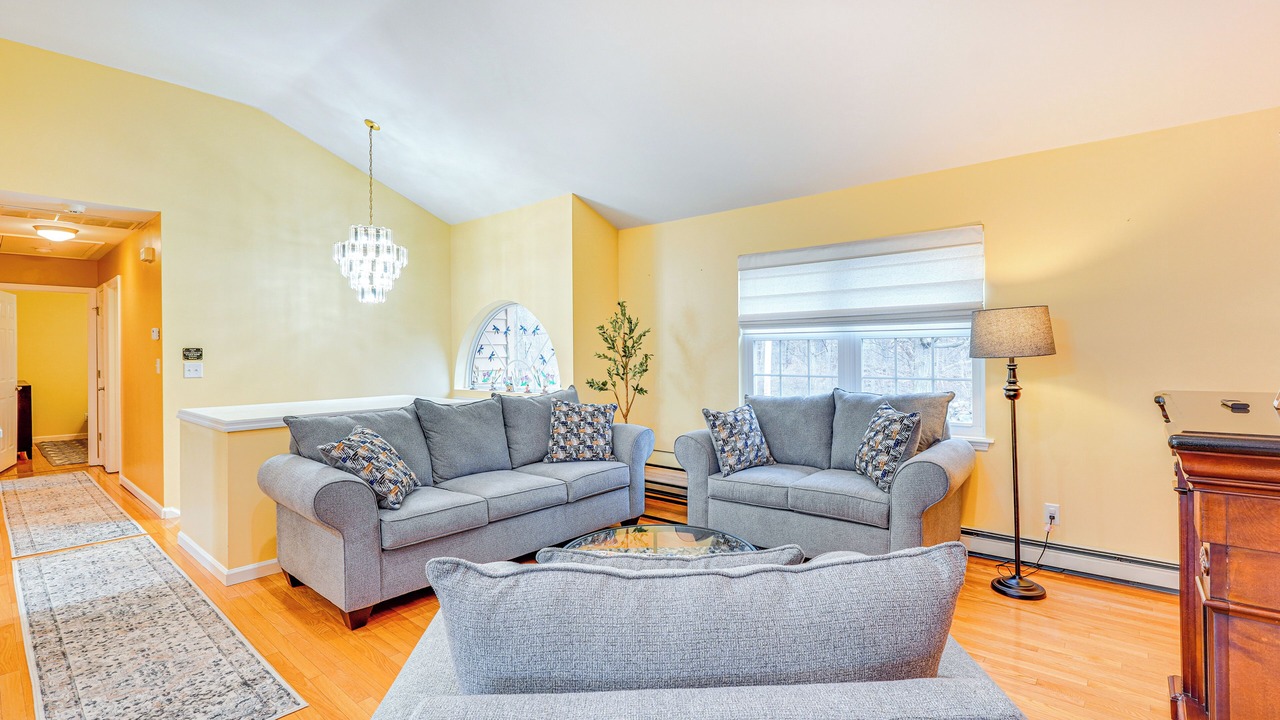 Photo of Bedroom in Balmville