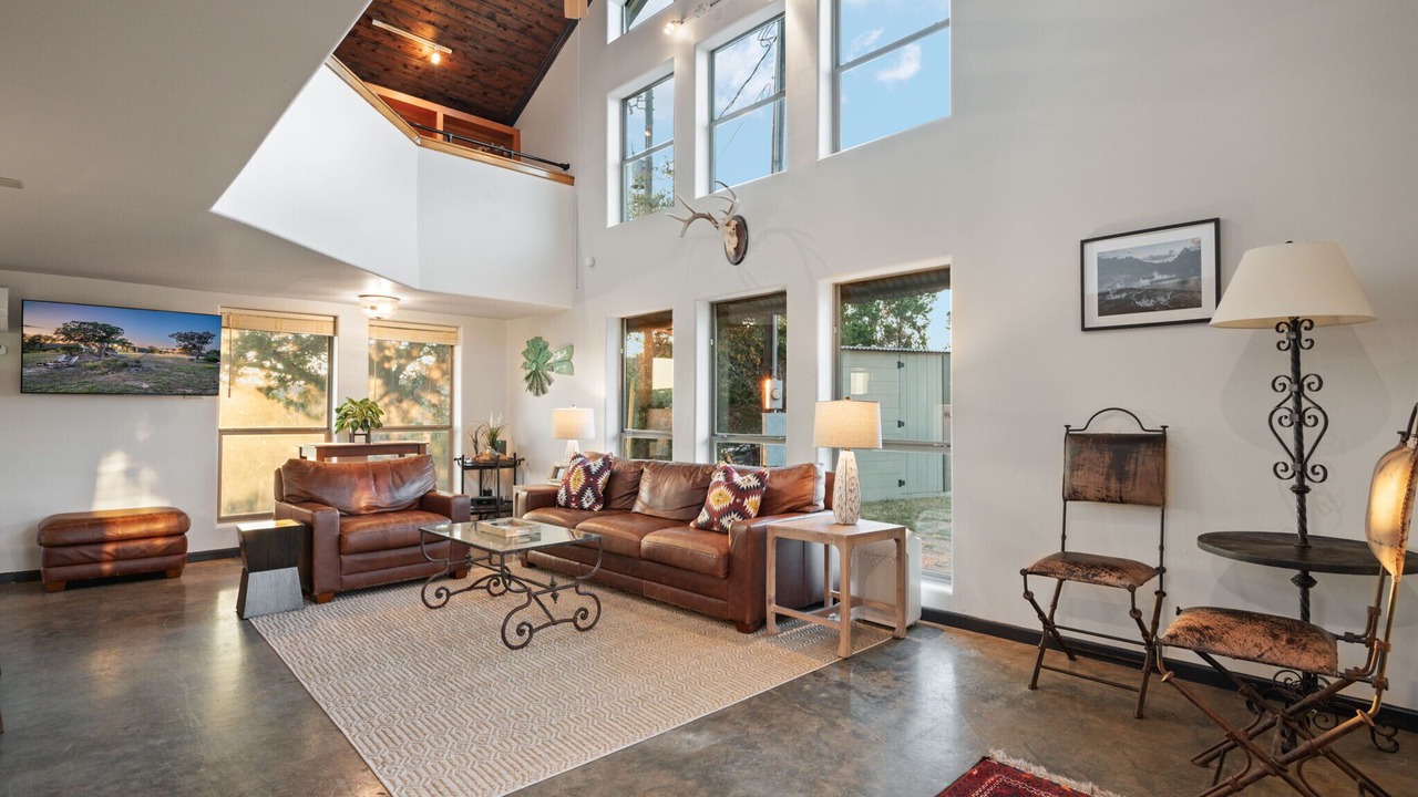 Photo of Livingroom in Pipe Creek