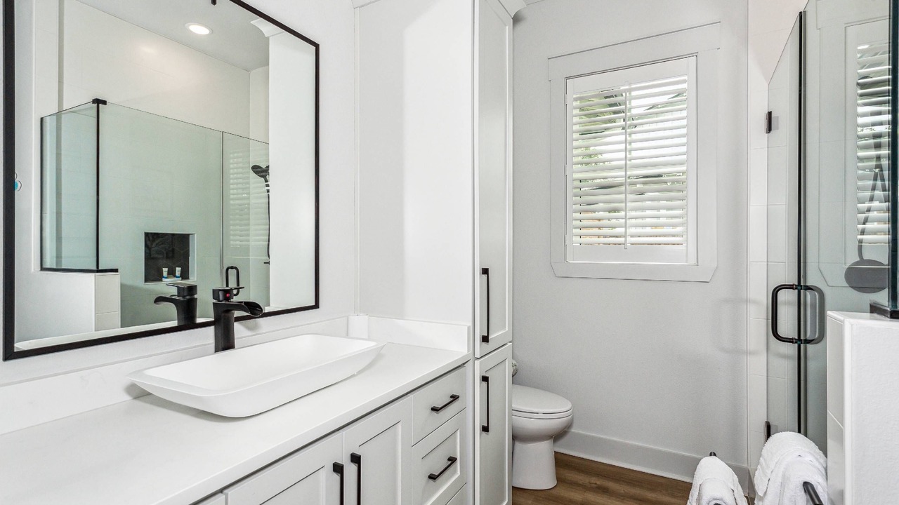 Photo of Bathroom in Ono Island