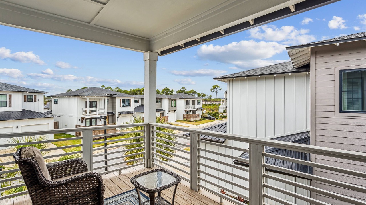 Photo of Patio Balcony in Ono Island