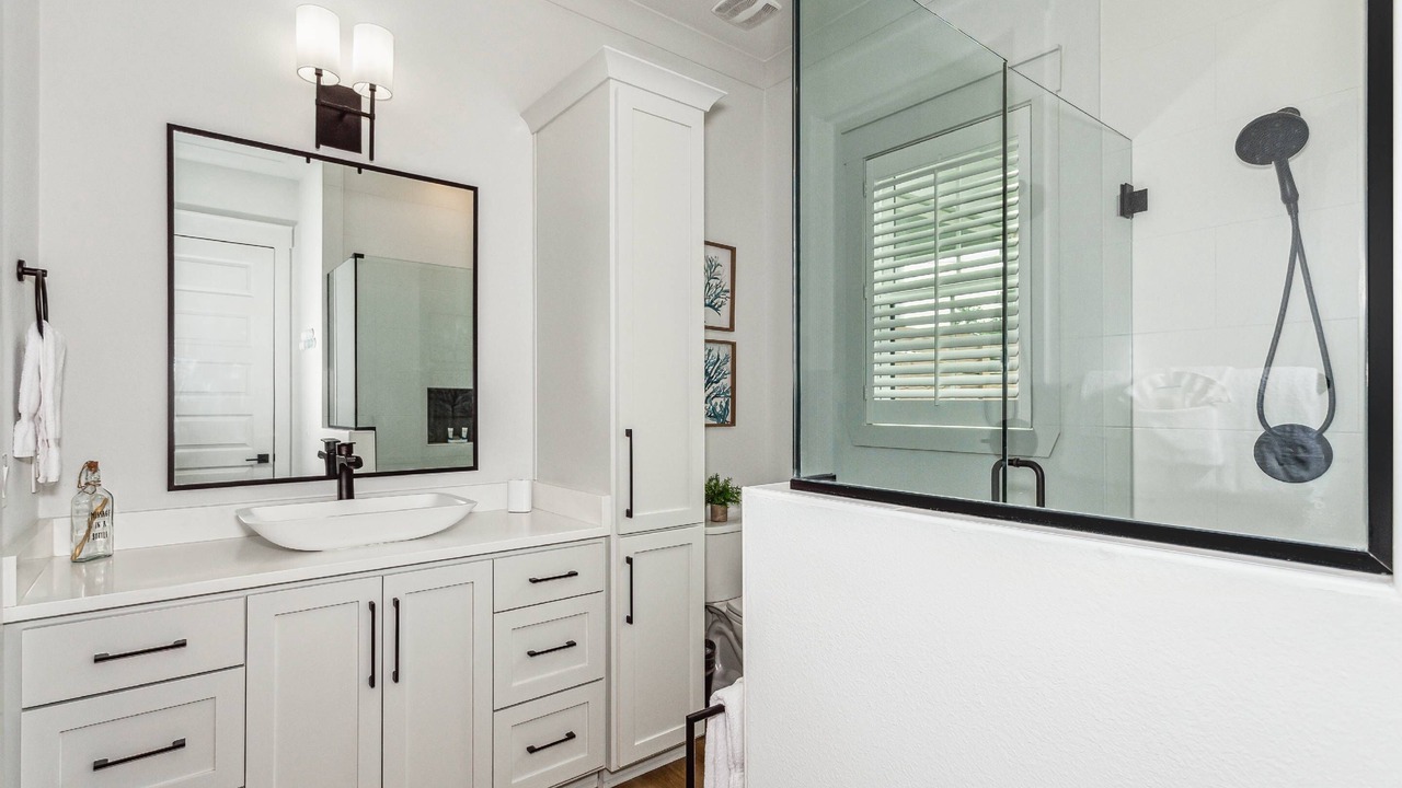 Photo of Bathroom in Ono Island