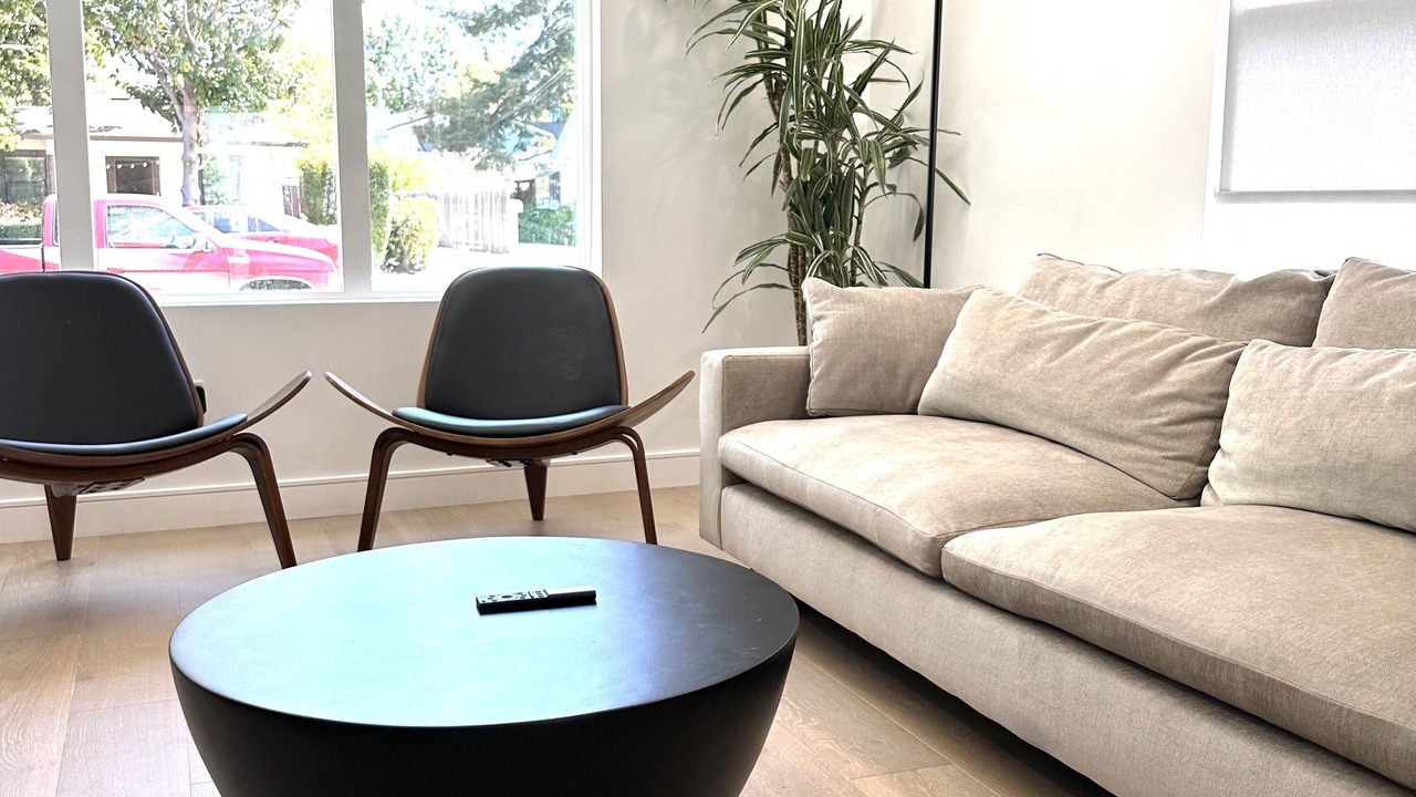 Photo of Livingroom in Shoreline West