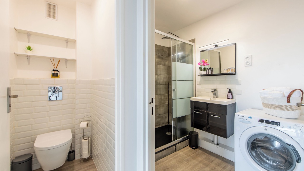 Photo of Bathroom in Mont-Mesly