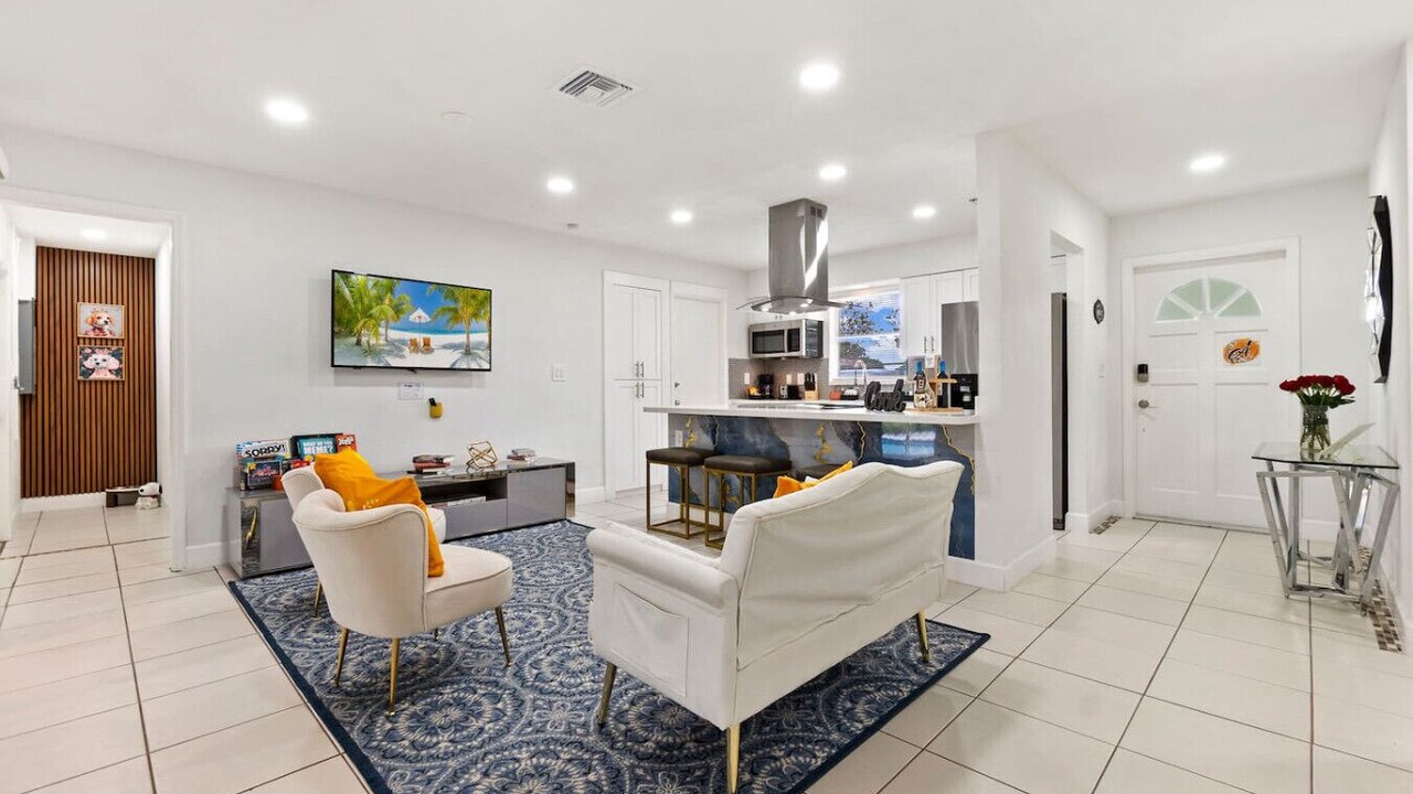 Photo of Livingroom in Eisenhower