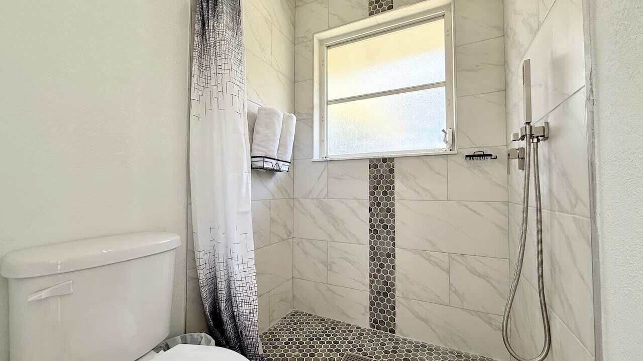 Photo of Bathroom in Eisenhower