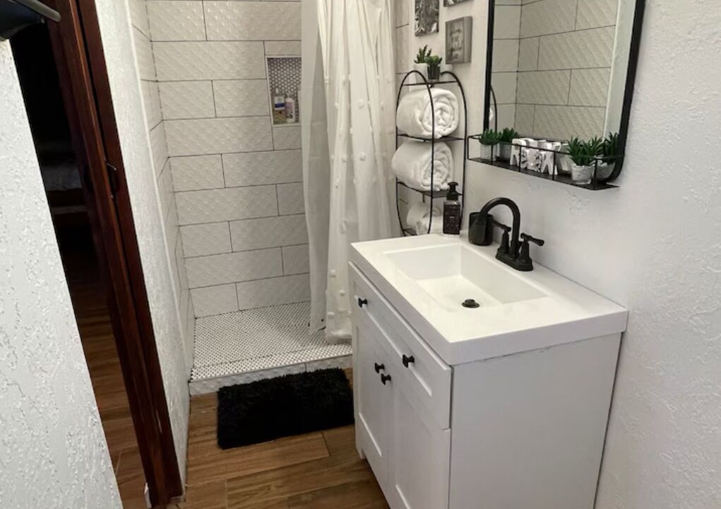 Photo of Bathroom in Albuquerque
