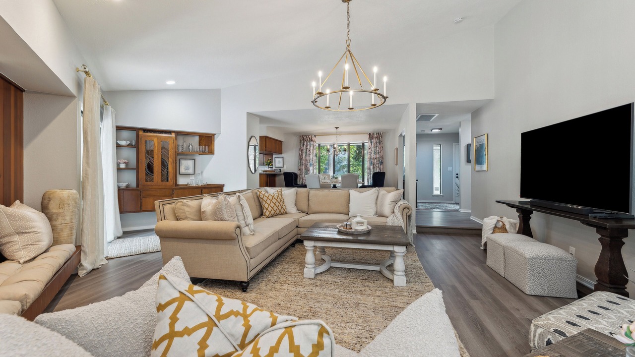Photo of Livingroom in Norman