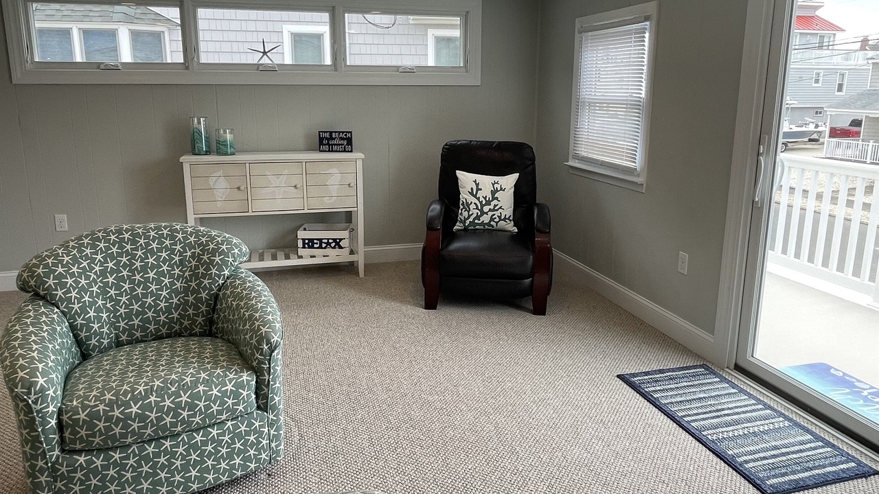Photo of Livingroom in North Beach Haven