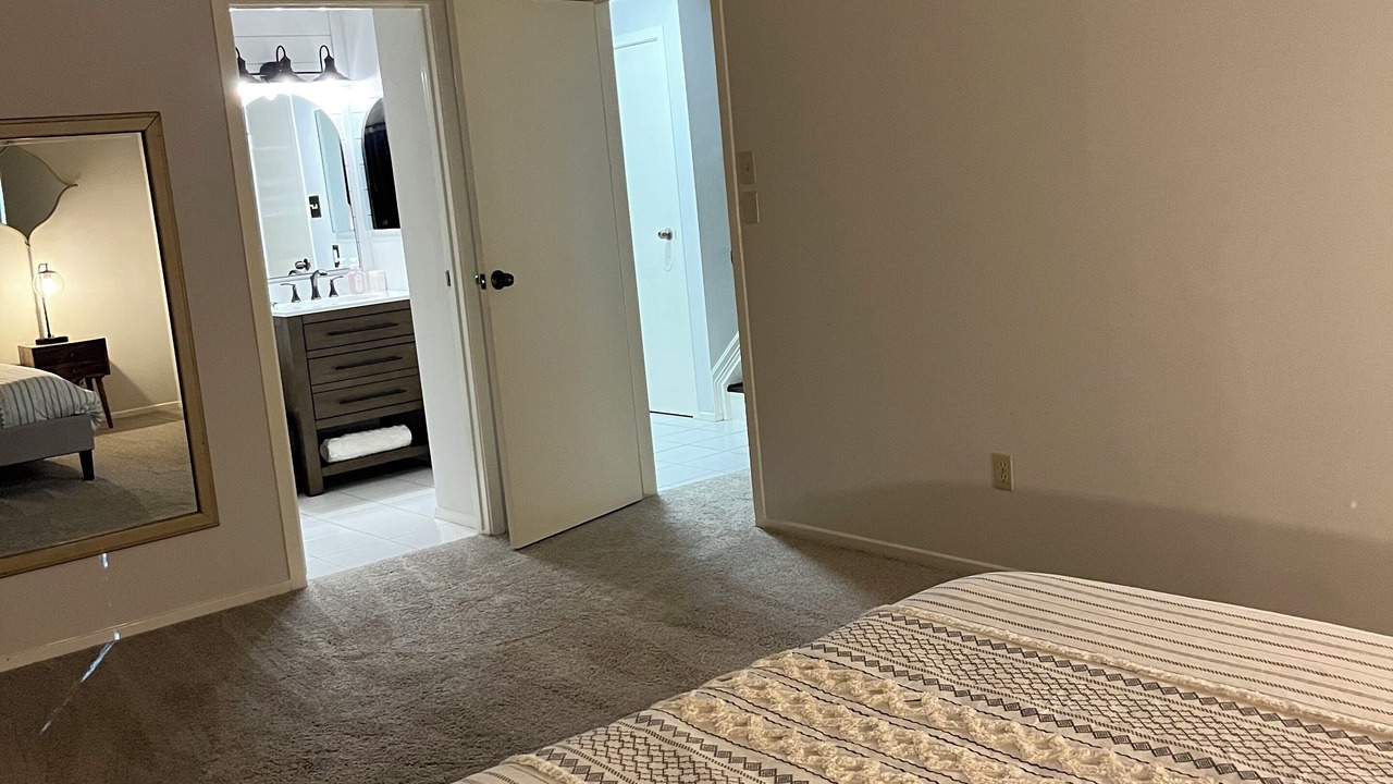 Photo of Bedroom in Grogan's Mill