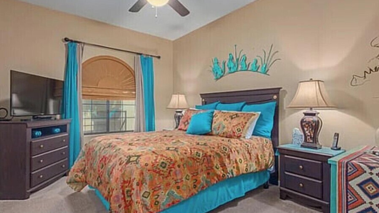 Photo of Bedroom in Escobedo Historic District