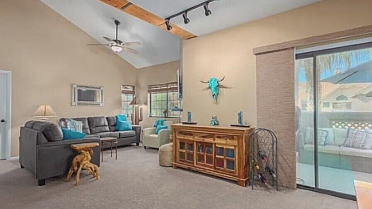 Photo of Livingroom in Escobedo Historic District
