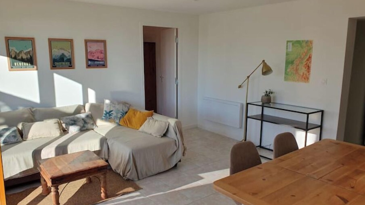 Photo of Others in Jarrie