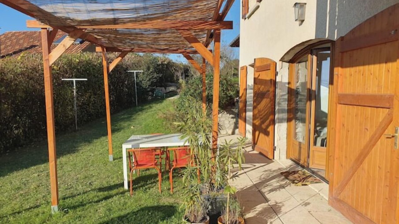 Photo of Outdoor in Jarrie