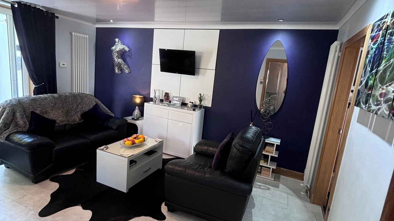 Photo of Livingroom in Gatehouse-of-Fleet