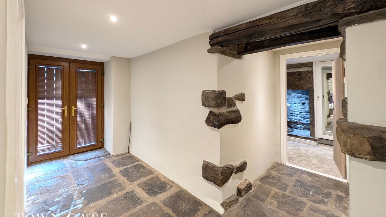 Photo of Others in Stainland