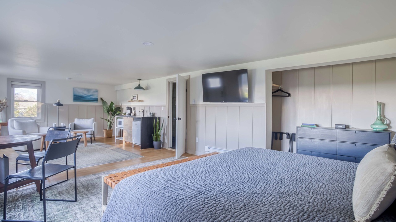 Photo of Others in Nehalem