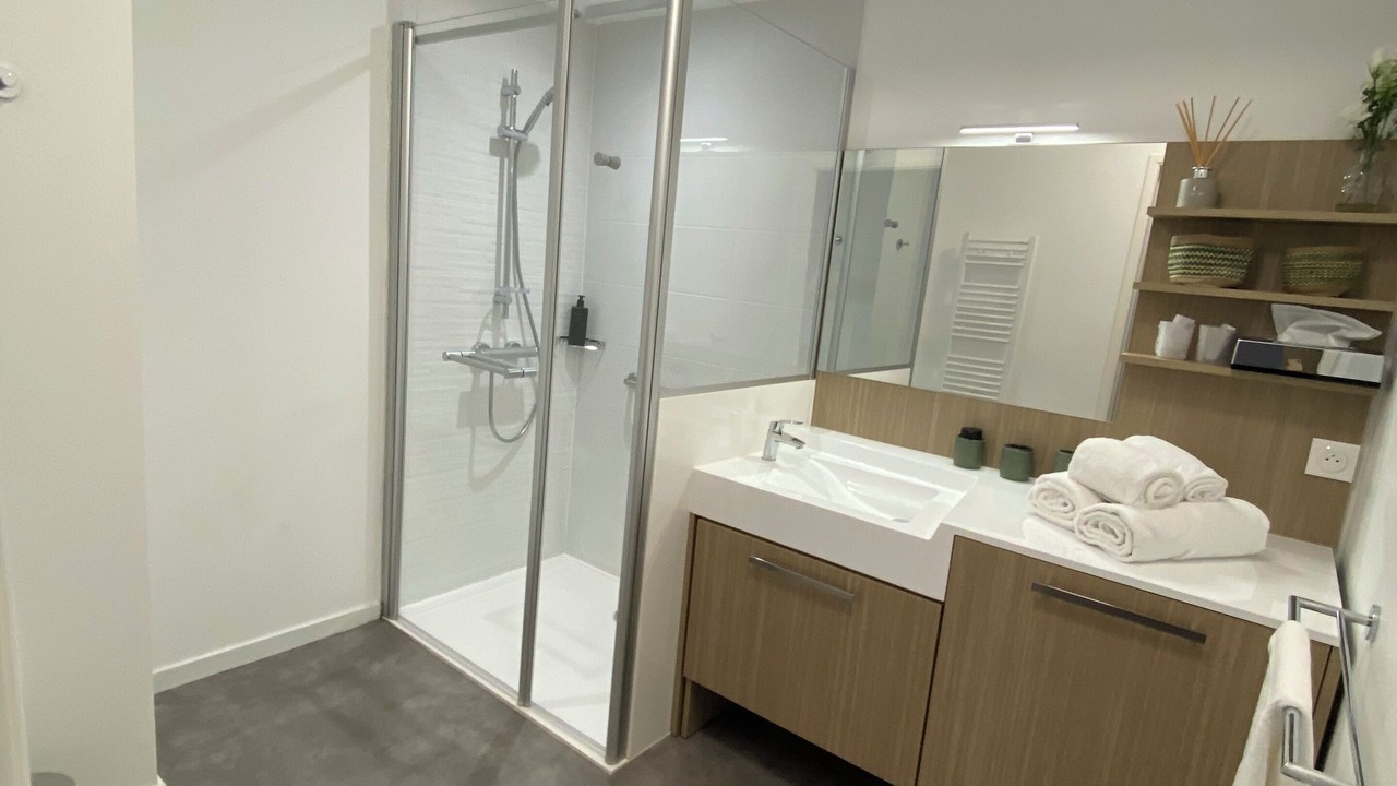 Photo of Bathroom in Bethune