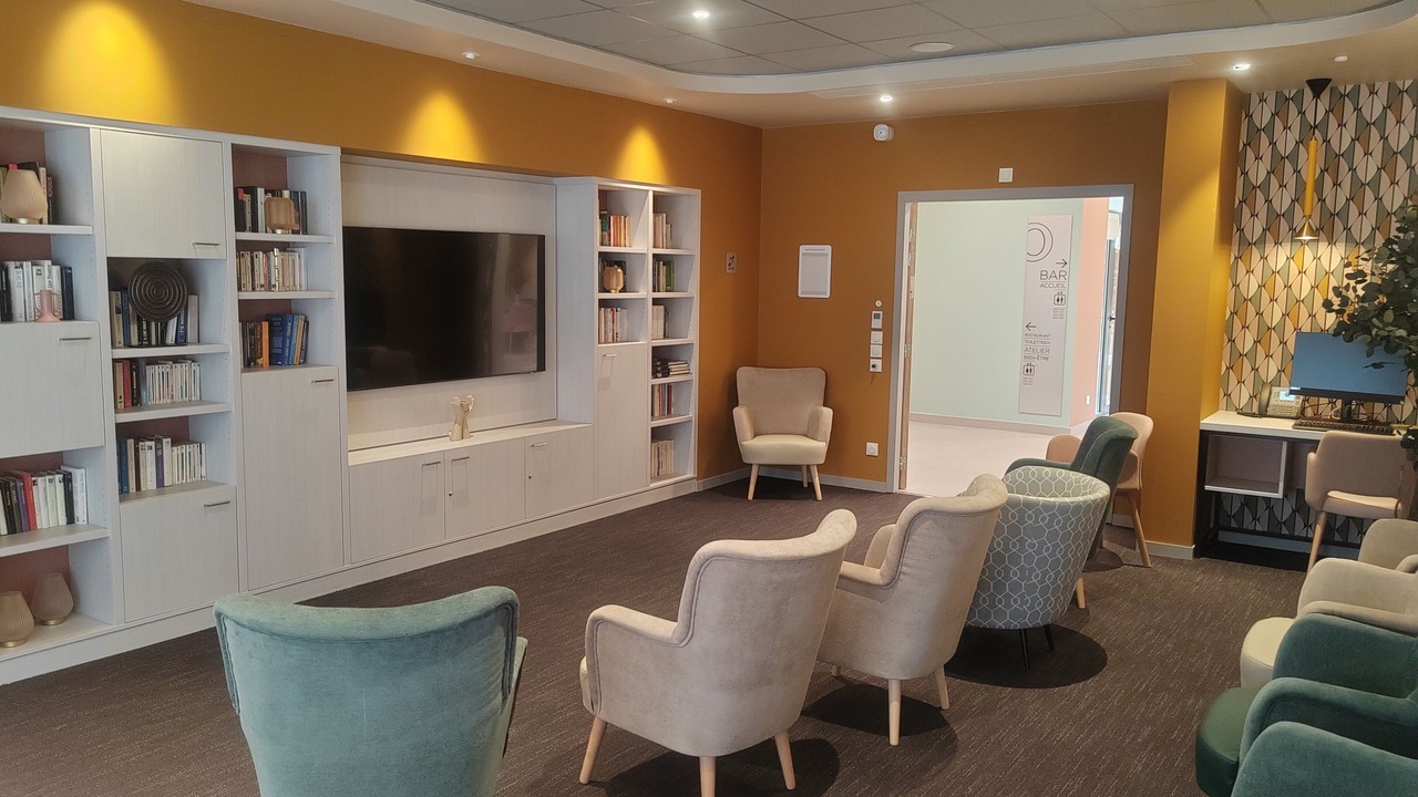 Photo of Others in Bethune