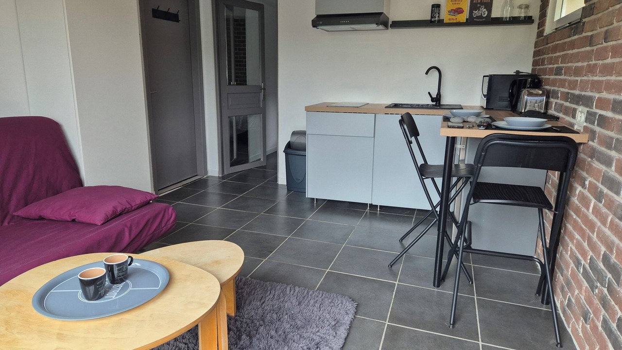 Photo of Others in Barr