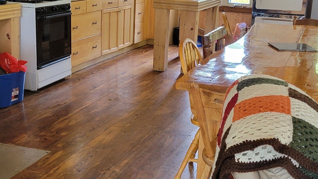 Photo of Kitchen in Alleyn-et-Cawood