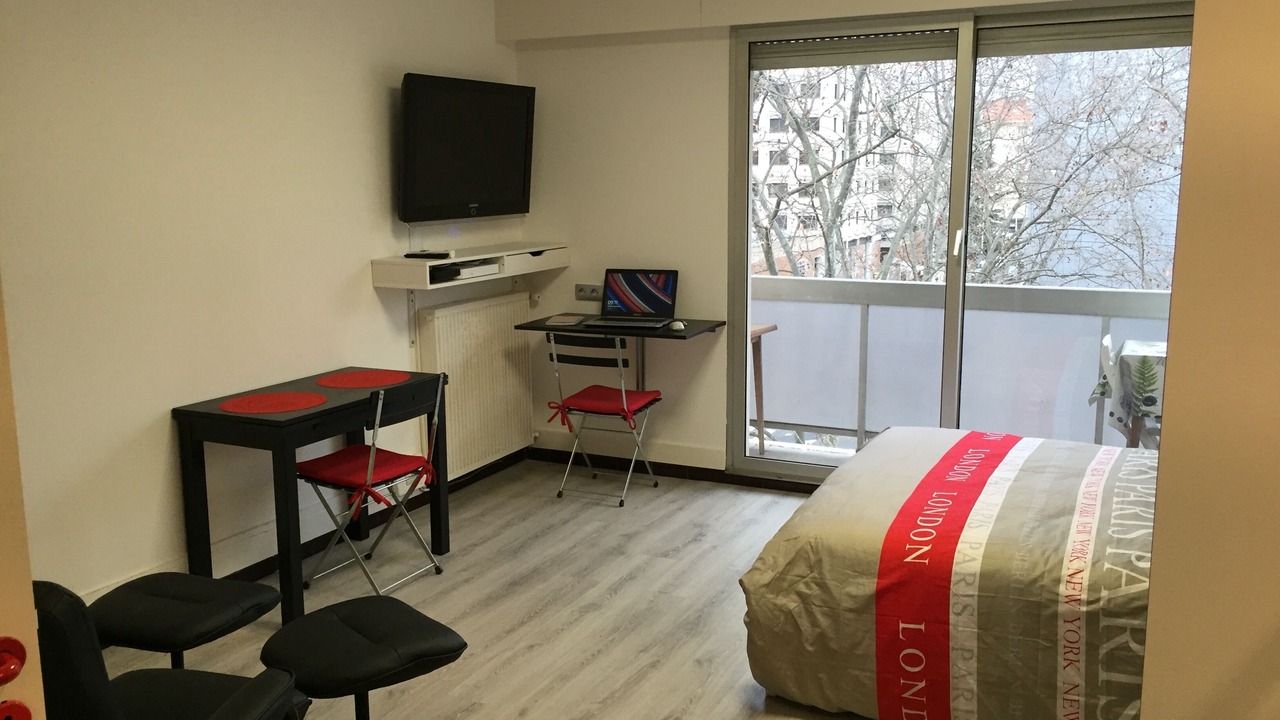 Photo of Bedroom in Voltaire - Saint Amour