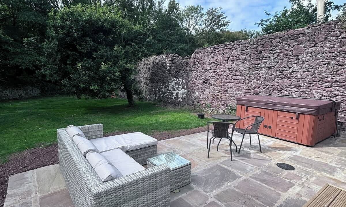 Photo of Patio Balcony in Milford Haven