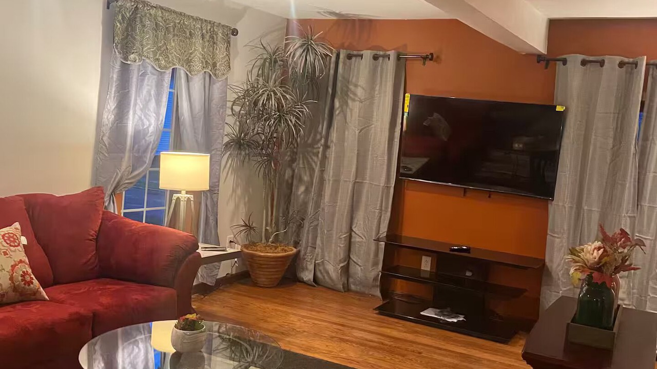 Photo of Livingroom in Olean