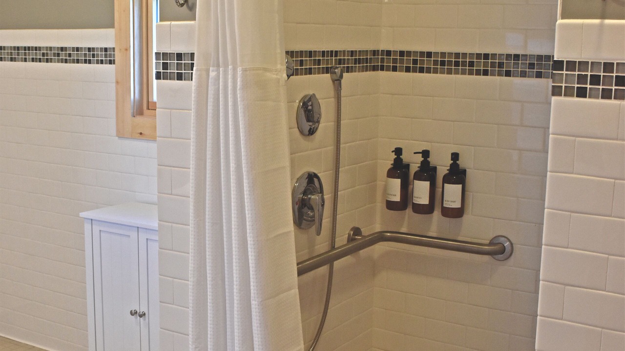 Photo of Bathroom in Black